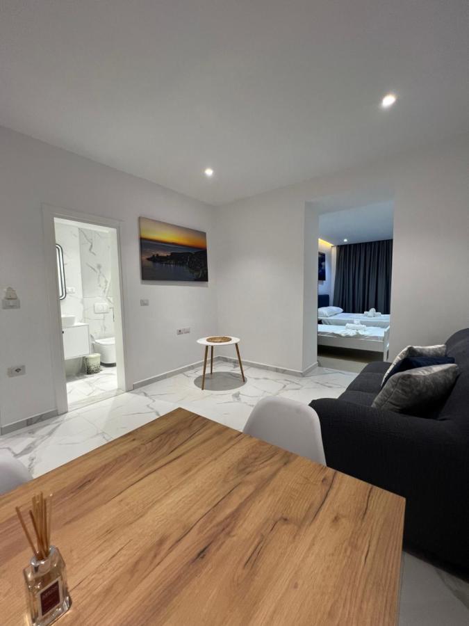 E&L Luxury Apartments Saranda Kültér fotó